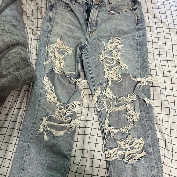 American Eagle Outfitters blue mom jeans - Picture 3 of 4